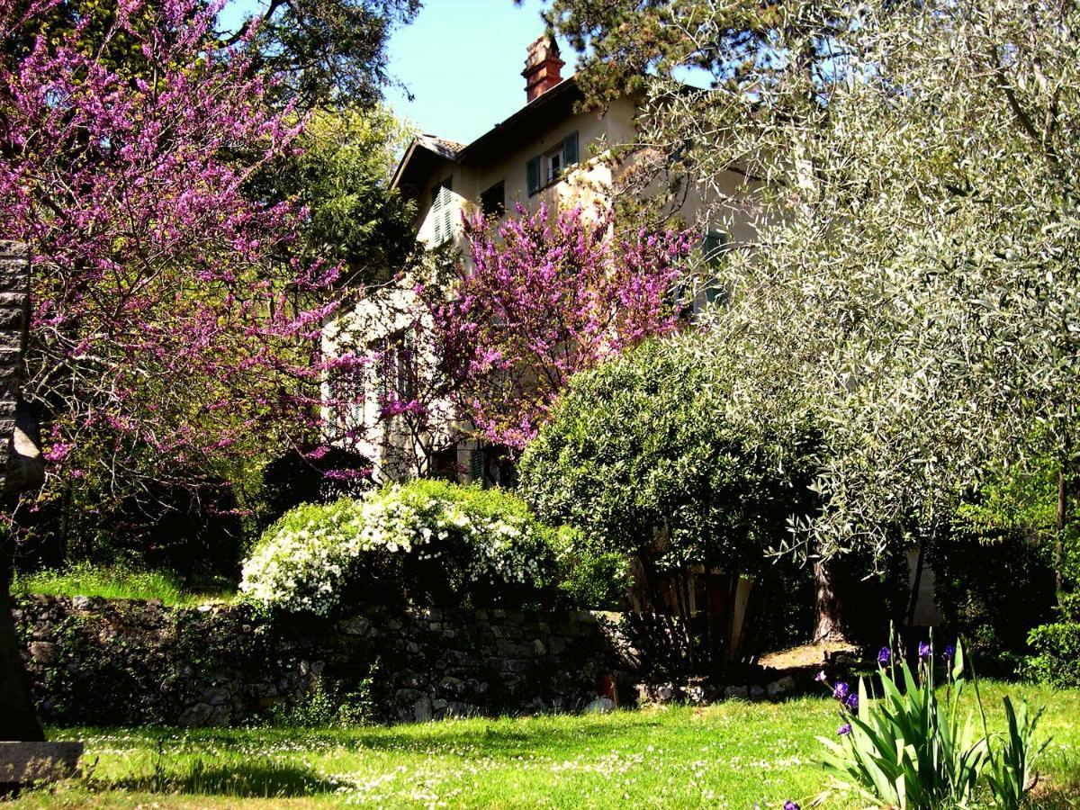 Domaine Du Parais B&B Соспел Екстериор снимка